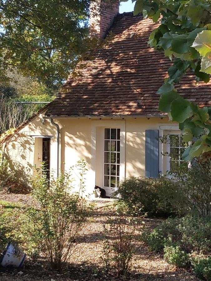 La Chaine Saint-Jean-du-Bois Exterior photo