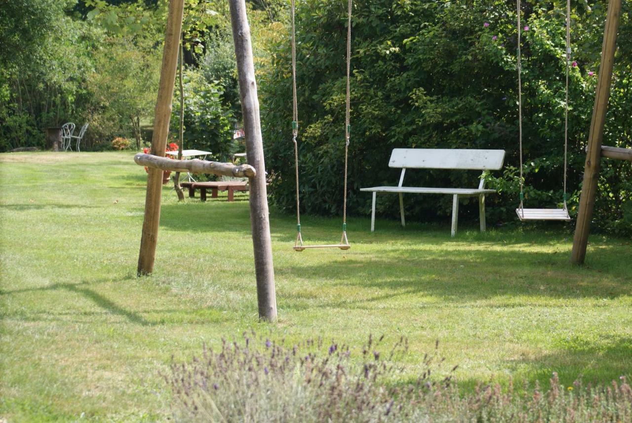 La Chaine Saint-Jean-du-Bois Exterior photo